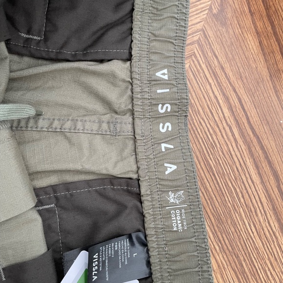 VISSLA Shorts - The Wall Eco 18.5" Walkshort - Large - Picture 2 of 4